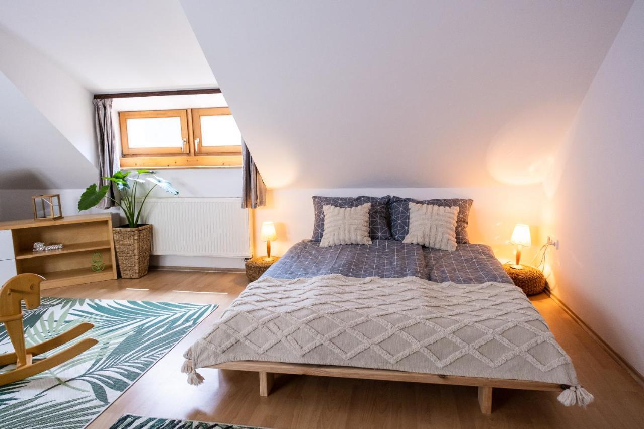 Sziklai Apartman Veszprém المظهر الخارجي الصورة
