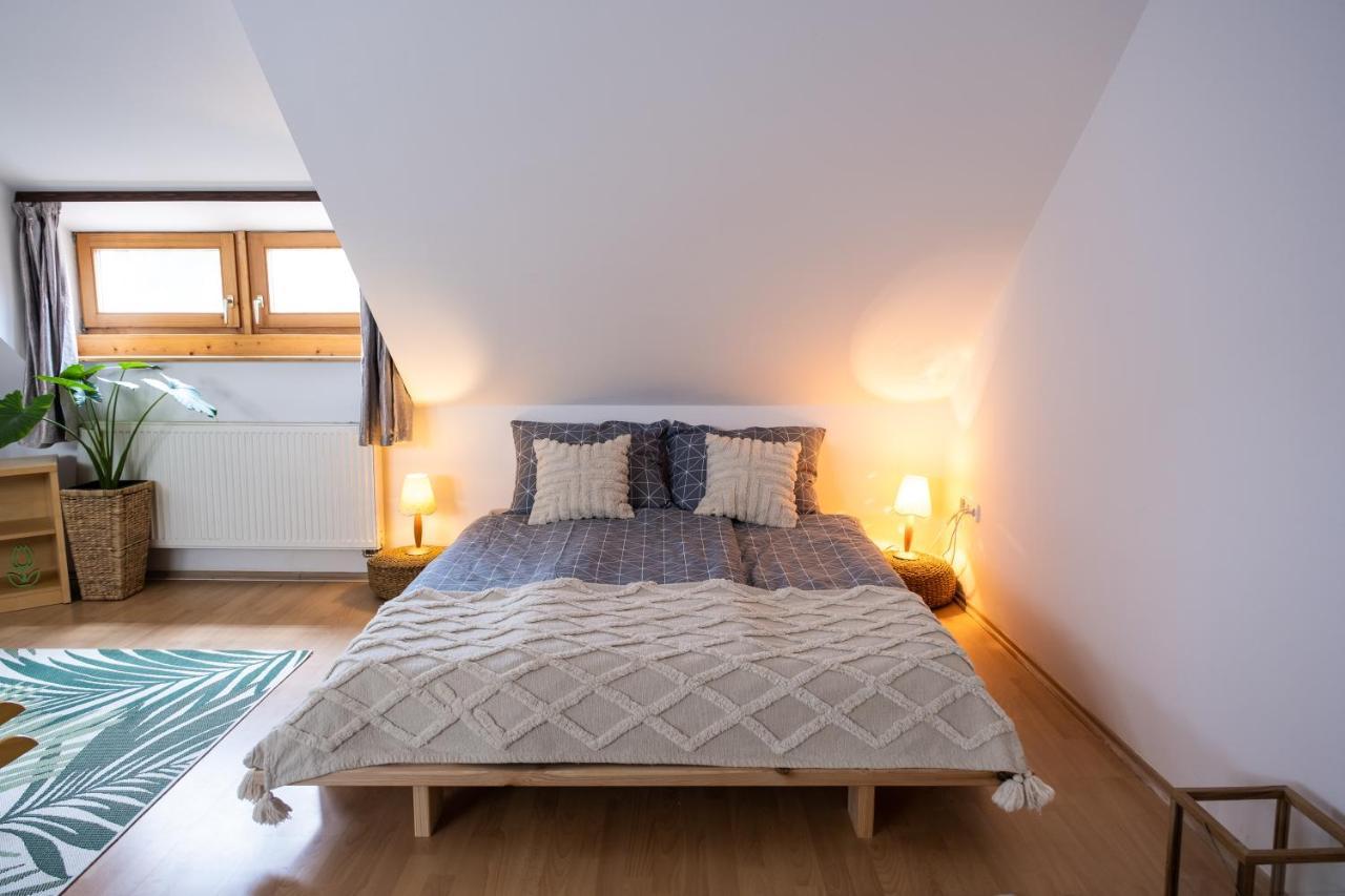 Sziklai Apartman Veszprém المظهر الخارجي الصورة