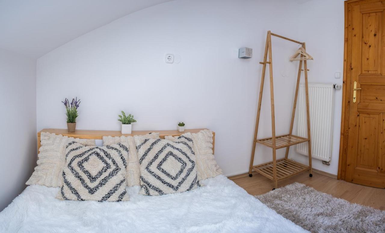 Sziklai Apartman Veszprém المظهر الخارجي الصورة